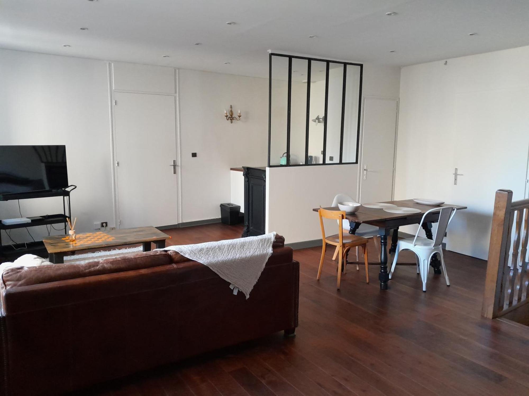 住宅酒店 甘冈 外观 照片